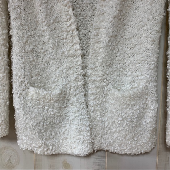 Lumiere White Nubby Fuzzy Cardigan Pockets L - Picture 5 of 7